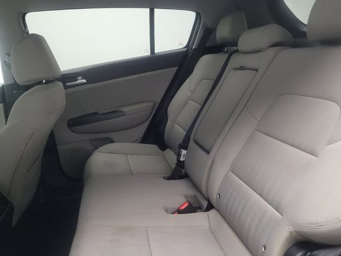 Used 2020 Kia Sportage LX FWD image 18