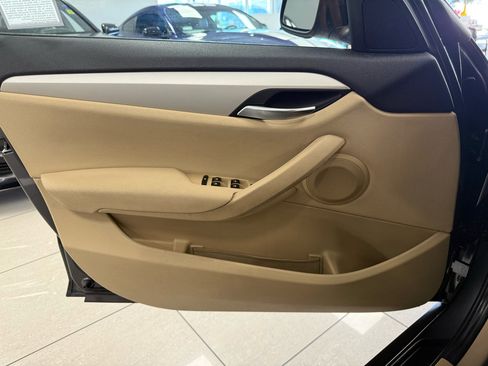Used 2014 BMW X1 sDrive28i image 9