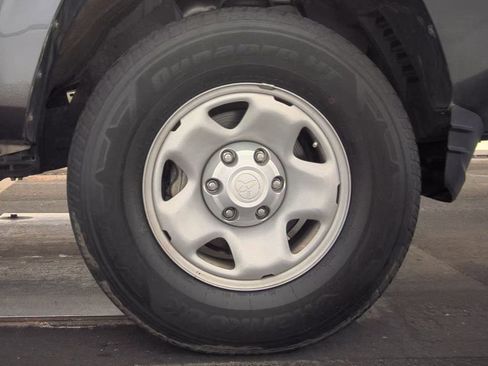 Used 2019 Toyota Tacoma SR RWD image 15