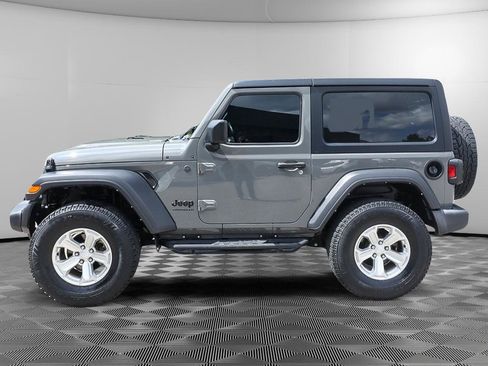 Used 2022 Jeep Wrangler Sport AWD/4WD image 3