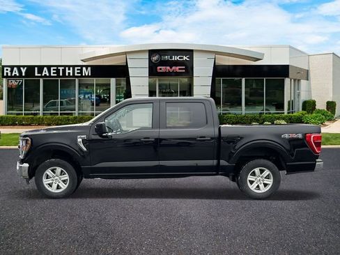 Used 2023 Ford F150 XLT image 2