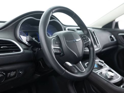 Used 2017 Chrysler 200 Limited Platinum FWD image 23