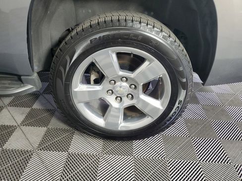 Used 2018 Chevrolet Tahoe LS w/ All-Season Package image 26