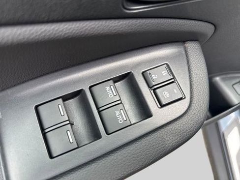 Certified 2025 Honda Ridgeline Sport image 8