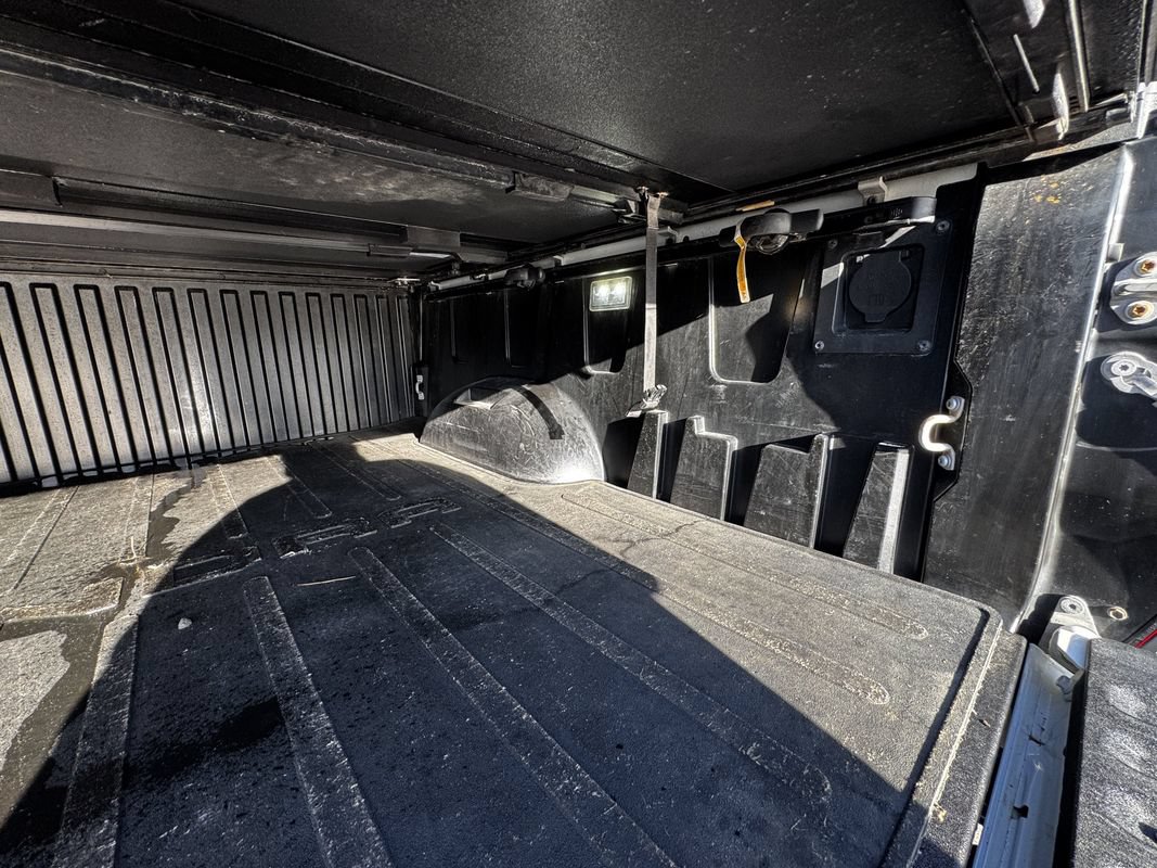Used 2022 Toyota Tundra Limited AWD/4WD image 47