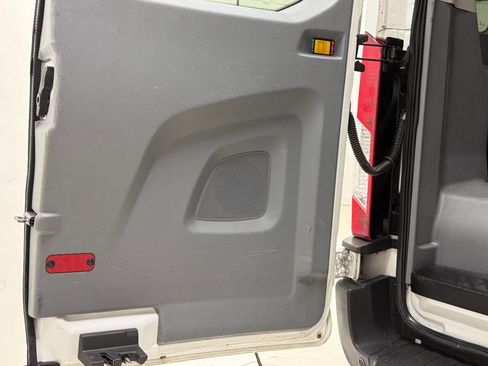 Used 2015 Ford Transit 350 XLT image 62