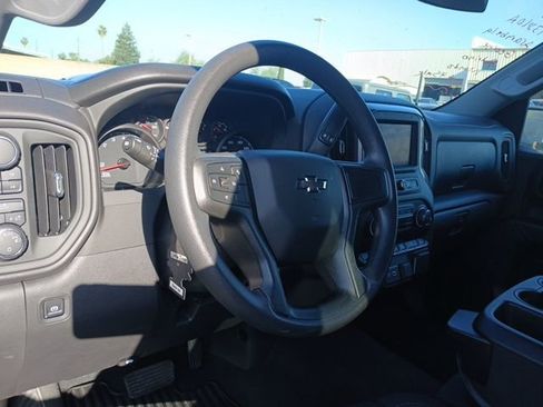 Used 2025 Chevrolet Silverado 1500 Custom Trail Boss w/ Turbomax Blackout Package image 10