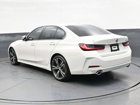 Used 2023 BMW 330i Sedan w/ Premium Package image 6