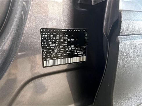 Used 2023 Volkswagen Tiguan SE FWD image 22