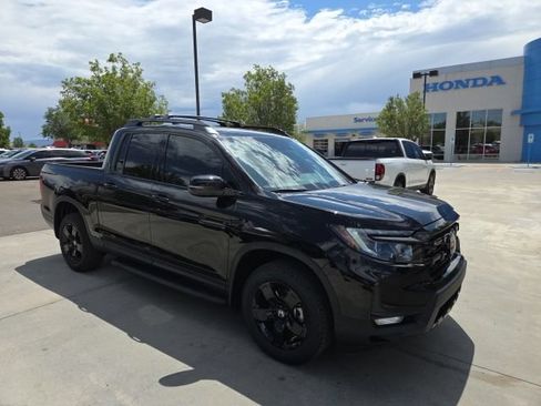 New 2026 Honda Ridgeline Black Edition image 2