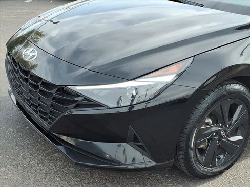 Certified 2023 Hyundai Elantra SEL image 8