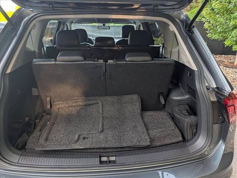 Certified 2021 Volkswagen Tiguan SE FWD image 21
