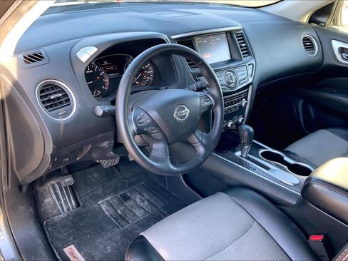 Used 2020 Nissan Pathfinder SV w/ Rock Creek Edition image 18