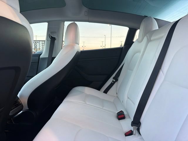 Used 2022 Tesla Model 3 Performance AWD/4WD image 18