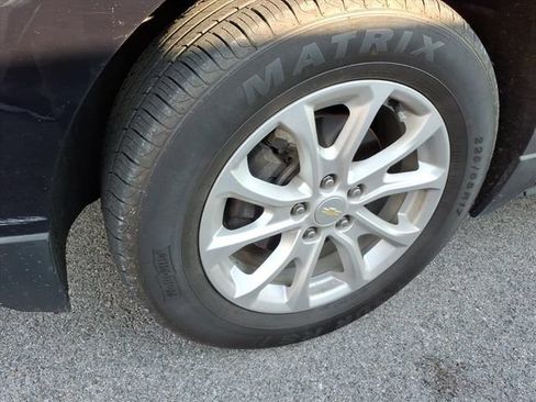 Used 2021 Chevrolet Equinox LT FWD image 4