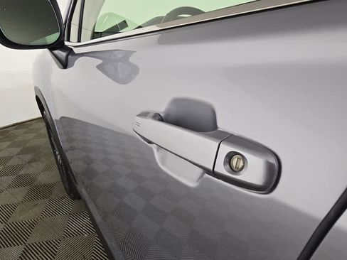 Used 2023 Subaru Forester Limited image 28