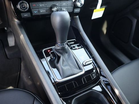 New 2026 Jeep Compass Latitude image 8