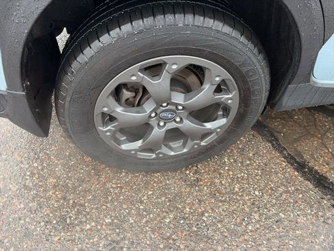 Used 2022 Subaru Crosstrek 2.5i Sport w/ Moonroof Package image 10