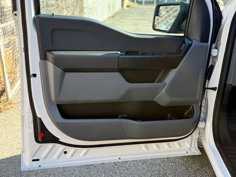 Used 2022 Ford F150 XL w/ Equipment Group 101A High RWD image 18