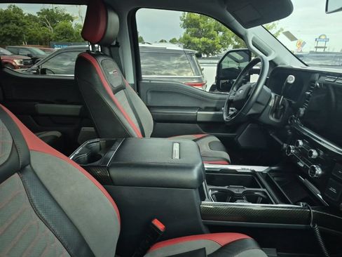 Used 2023 Ford F250 Lariat w/ Lariat Ultimate Package AWD/4WD image 22