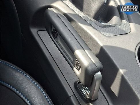 Used 2025 Ford Mustang Dark Horse image 32