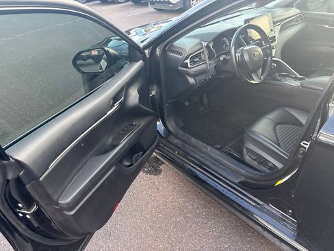 Used 2023 Toyota Camry SE w/ Audio Upgrade Package FWD image 17