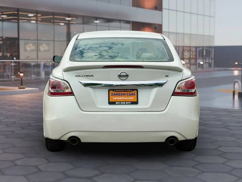 Used 2015 Nissan Altima 2.5 S w/ Sport Value Package FWD image 9