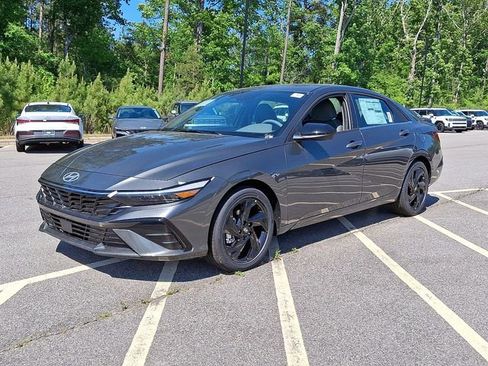 New 2026 Hyundai Elantra SEL Sport Premium FWD image 11