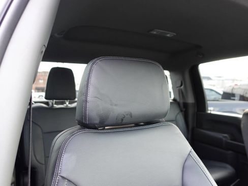 Used 2022 Chevrolet Silverado 2500 Custom w/ Custom Value Package image 26