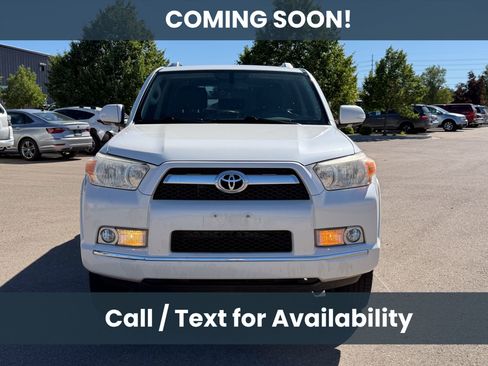Used 2013 Toyota 4Runner Limited AWD/4WD image 2