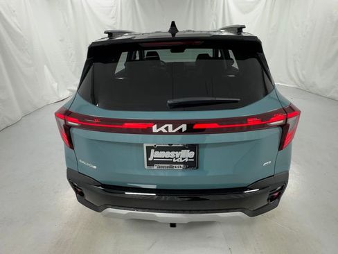 New 2026 Kia Seltos S AWD/4WD image 4