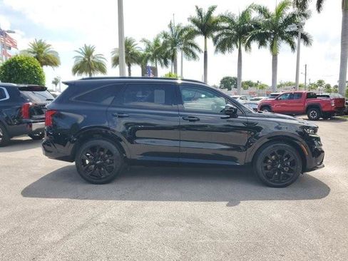Used 2023 Kia Sorento SX FWD image 4