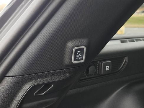 New 2026 Jeep Grand Cherokee Altitude image 10