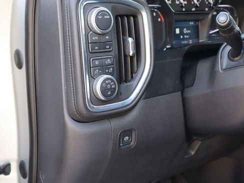 Used 2021 GMC Sierra 1500 SLT AWD/4WD image 25