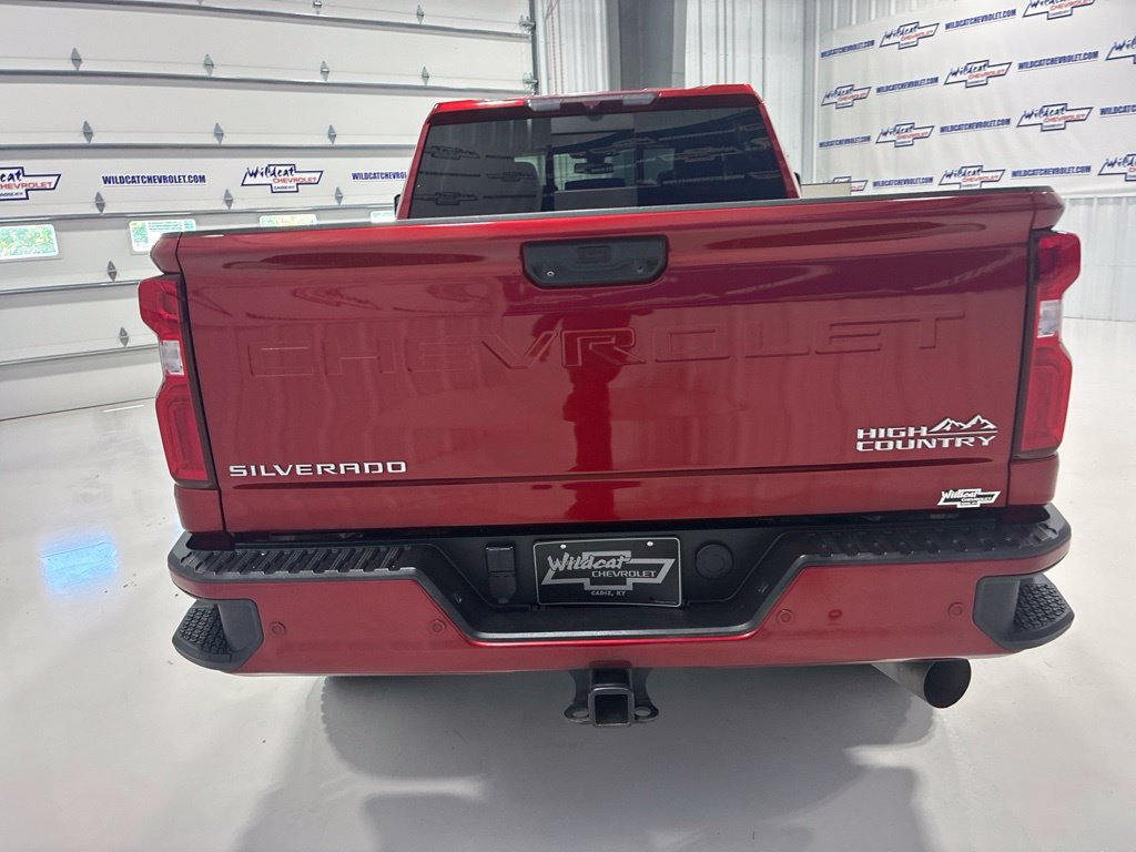 Used 2022 Chevrolet Silverado 2500 High Country w/ Safety Package II AWD/4WD image 5