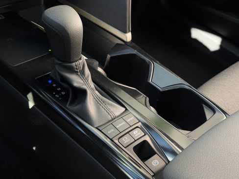 Certified 2025 Toyota Camry LE FWD image 21