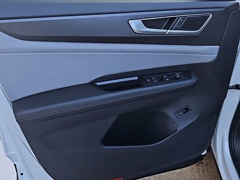 New 2026 Volkswagen Atlas Cross Sport SEL AWD/4WD image 26