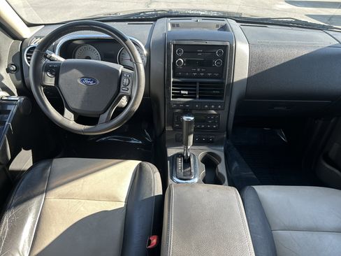 Used 2008 Ford Explorer Sport Trac Limited AWD/4WD image 17