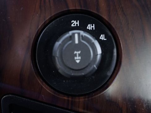 Used 2012 Ford F350 Lariat w/ Chrome Pkg image 29