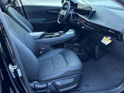 New 2025 Kia EV6 Light w/ Light LR Technology Package image 9