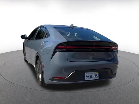 Used 2024 Toyota Prius LE image 11