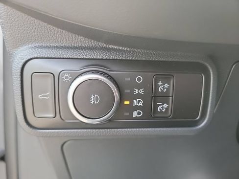 New 2025 Ford Explorer Active w/ Active Comfort Package AWD/4WD image 7