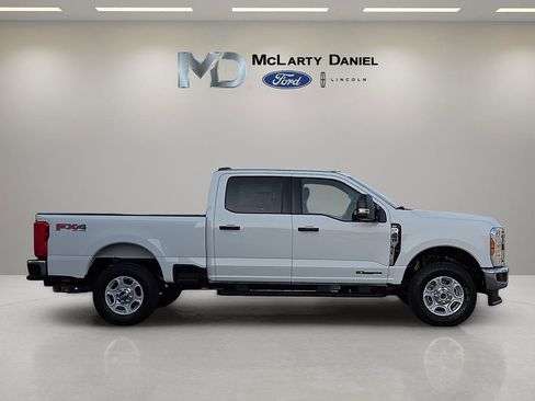 New 2026 Ford F250 XLT image 6