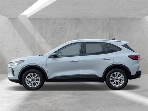 Certified 2025 Ford Escape Active w/ Tech Pack #1 image 5