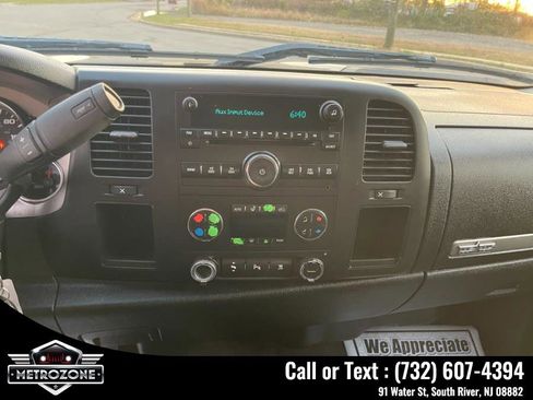 Used 2011 Chevrolet Silverado 1500 LT w/ Texas Edition image 26