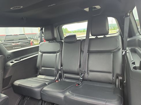 Used 2025 Ford Expedition Max Platinum AWD/4WD image 17