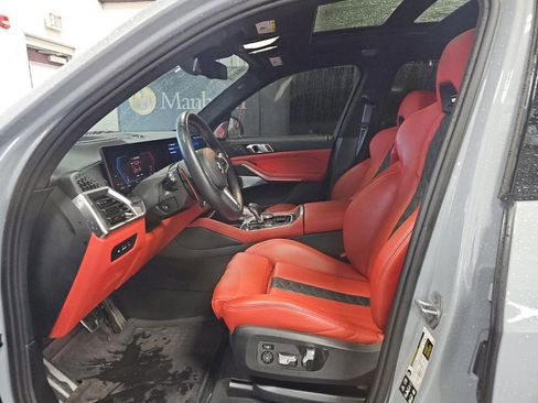 Used 2025 BMW X5 M Competition w/ Executive Package image 4