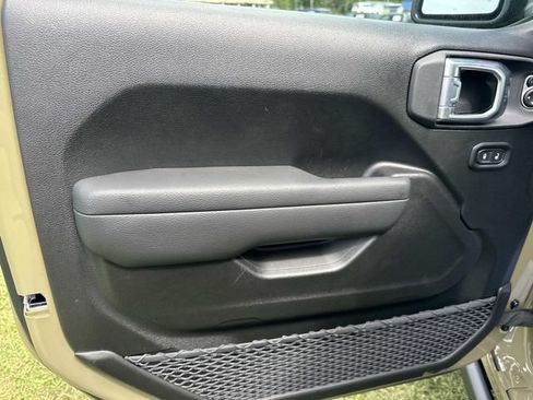New 2026 Jeep Gladiator Willys AWD/4WD image 24