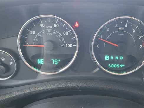 Used 2015 Jeep Wrangler Sport w/ Quick Order Package 24S AWD/4WD image 9