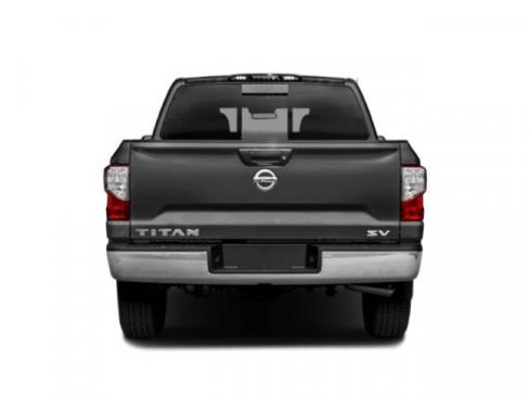 Used 2018 Nissan Titan SV w/ SV Convenience Package image 8